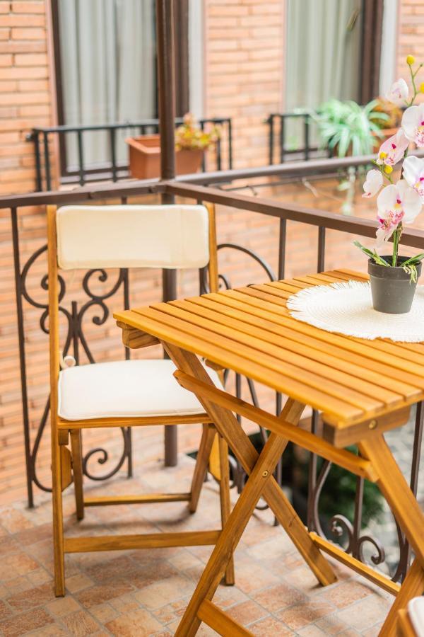 Apartamento Heart Of The Old Tiflis Exterior foto