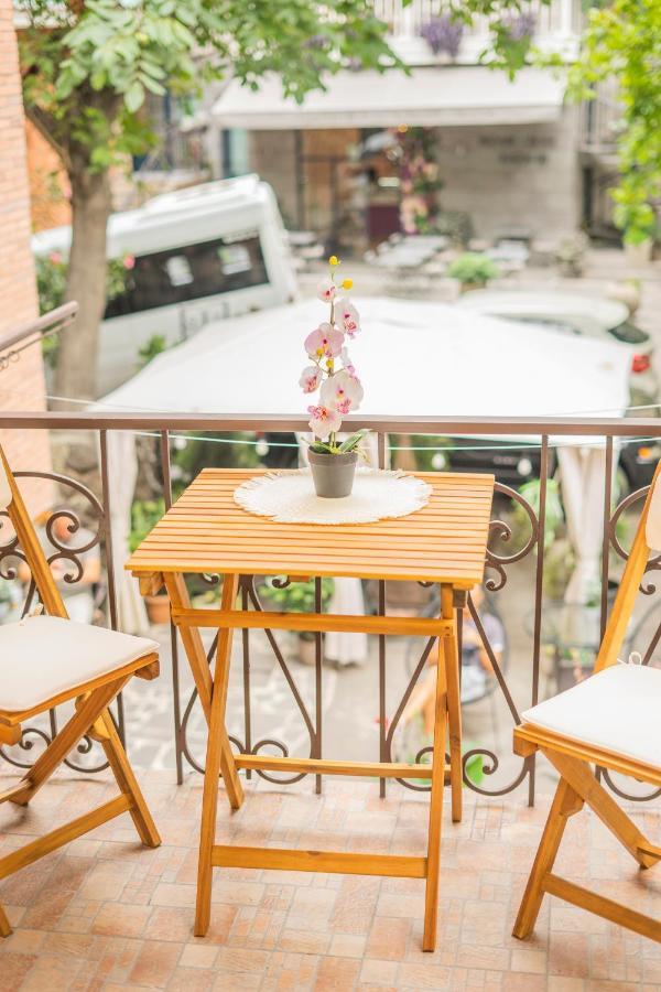 Apartamento Heart Of The Old Tiflis Exterior foto