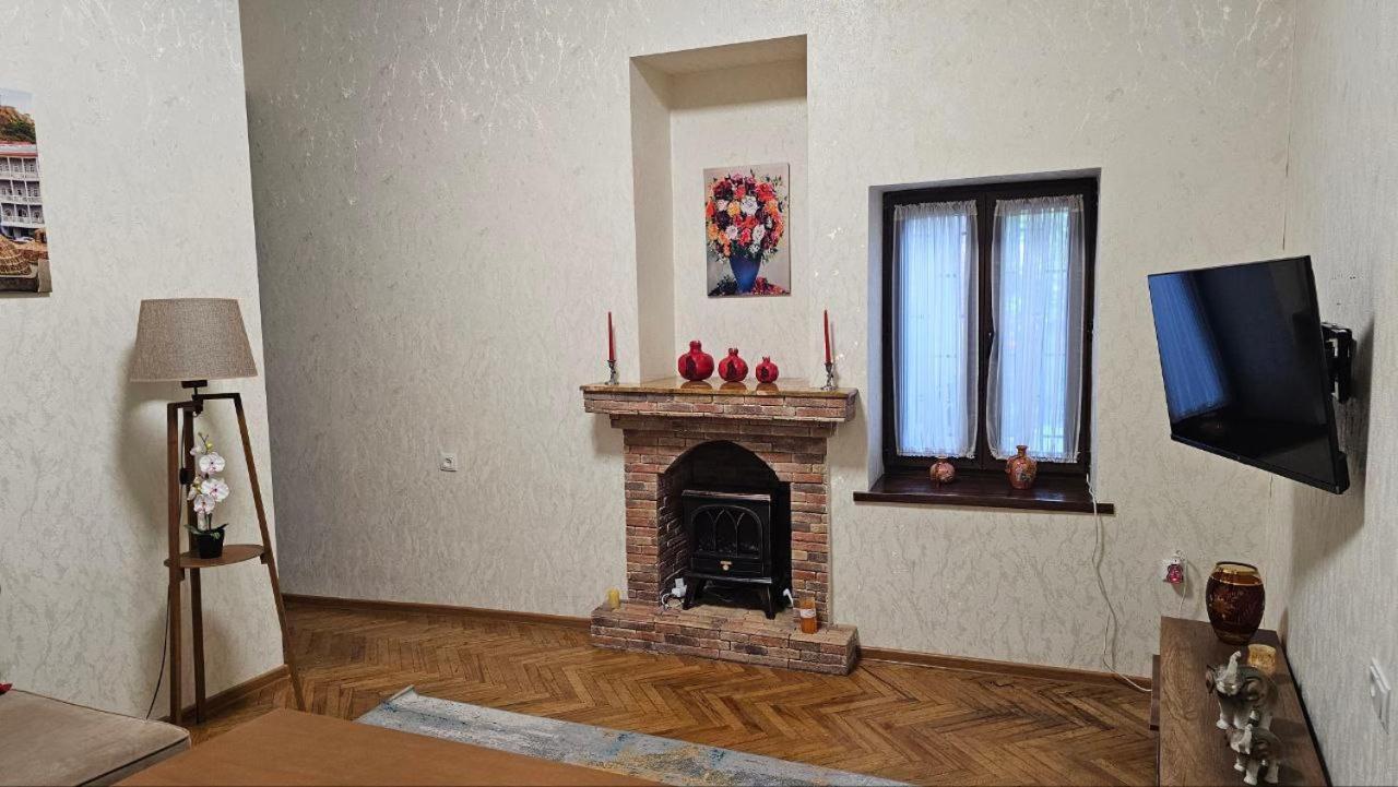 Apartamento Heart Of The Old Tiflis Exterior foto